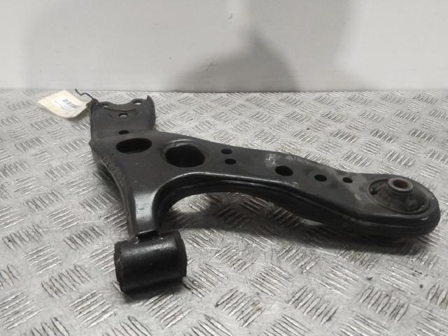 4806947050 TOYOTA Brazo inferior izquierdo de la suspensión delantera  comprar en Jaén