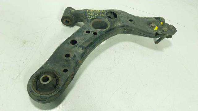 4806947050 TOYOTA Brazo inferior izquierdo de la suspensión delantera comprar Madrid