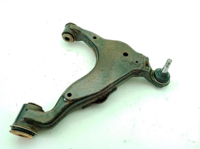 Brazo inferior izquierdo de la suspensión delantera 4806960010 TOYOTA