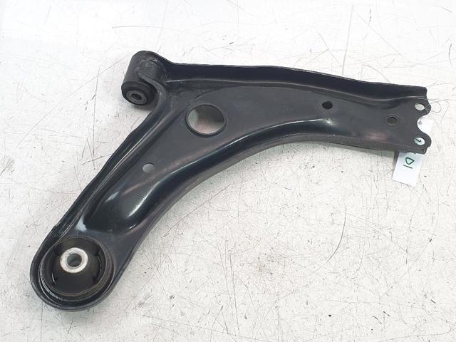 48069K0020 TOYOTA Brazo inferior izquierdo de la suspensión delantera comprar Madrid