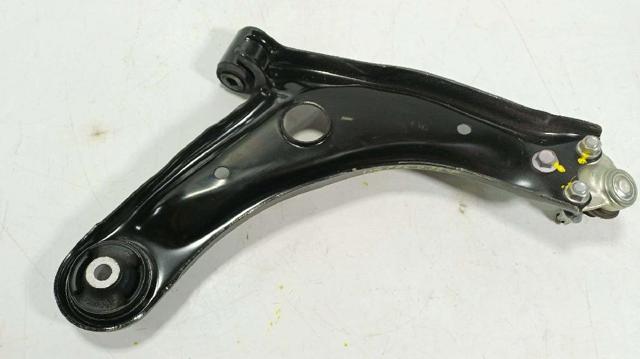 TOYOTA 48069K0020 Brazo inferior izquierdo de la suspensión delantera comprar Pamplona