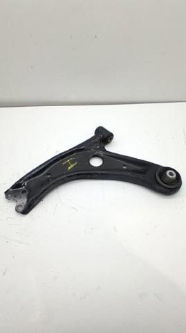 48069K0020 Brazo inferior izquierdo de la suspensión delantera  en stock Sabadell