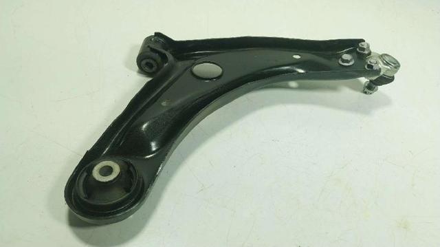 48069K0020 Brazo inferior izquierdo de la suspensión delantera comprar Girona