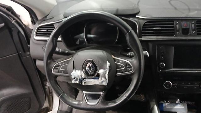 484005825R Renault (RVI)