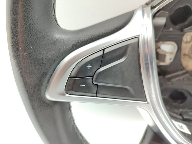 484007478R Volante comprar Sevilla