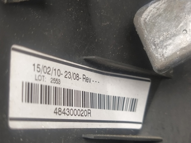 484300020R Renault (RVI)