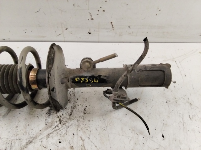 4851002211 TOYOTA Amortiguador delantero derecho  comprar en Jaén