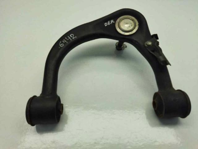 Brazo superior derecho de la suspensión delantera 486100K040 TOYOTA