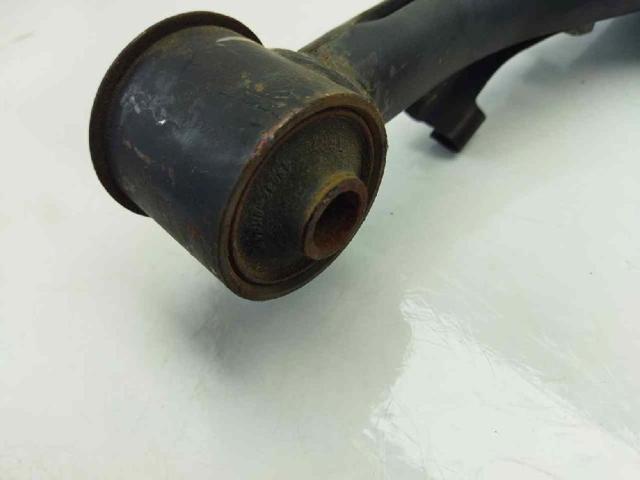 486100K040 TOYOTA Brazo superior derecho de la suspensión delantera  en stock Córdoba