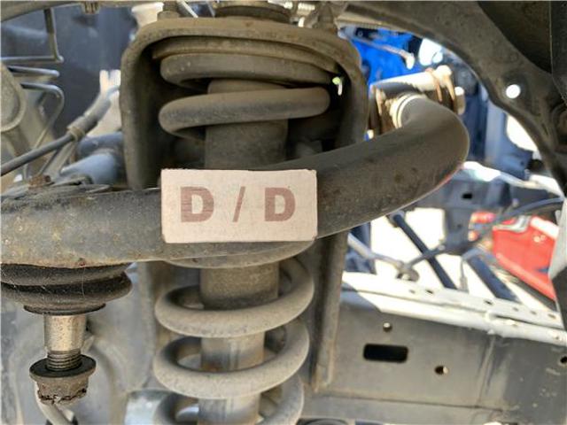 4861060050 TOYOTA Brazo superior derecho de la suspensión delantera comprar Madrid