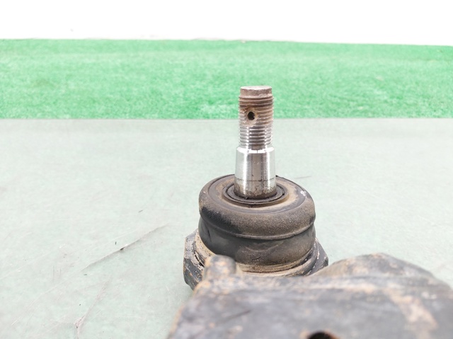 4861060070 TOYOTA Brazo superior derecho de la suspensión delantera  disponible Alicante