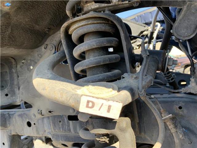 4863060020 Brazo superior izquierdo de la suspensión delantera  disponible Utrera