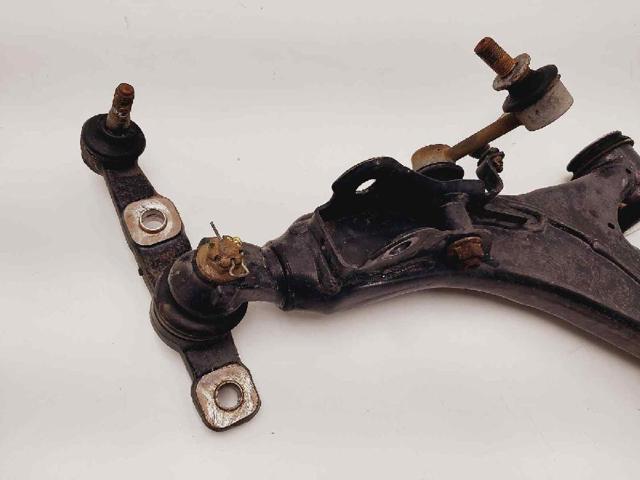4864030290 TOYOTA Brazo inferior izquierdo de la suspensión delantera comprar Madrid