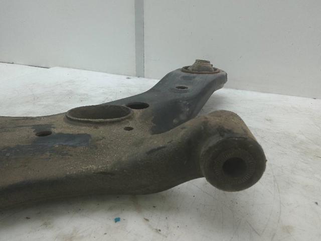 Silentblock de suspensión delantero inferior Toyota RAV4 3 A3