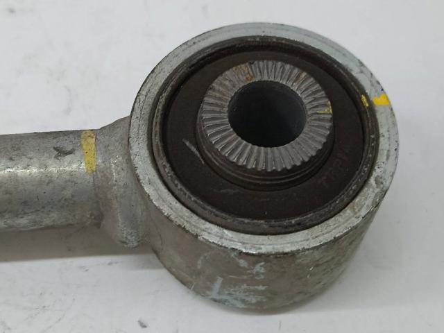 4871005090 TOYOTA Barra transversal de la suspensión trasera  en stock Gandía