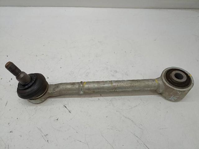 TOYOTA 4871005090 Barra transversal de la suspensión trasera  en stock Valencia