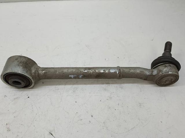 TOYOTA 4871005090 Barra transversal de la suspensión trasera  en stock Salamanca