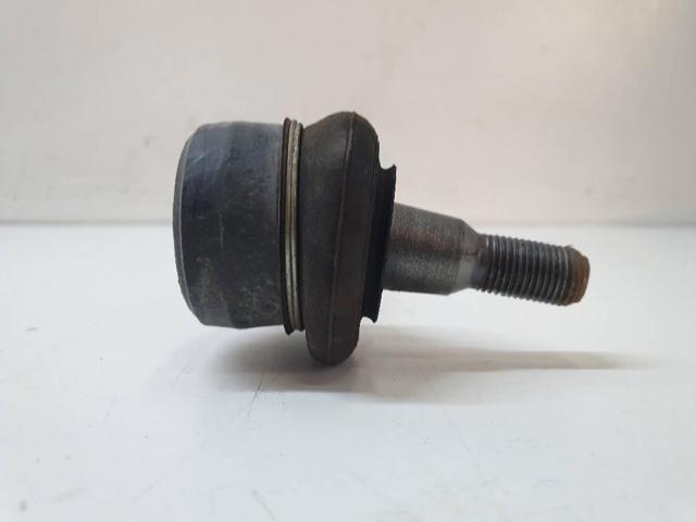 TOYOTA 4871042030 Barra transversal de la suspensión trasera  en stock Salamanca