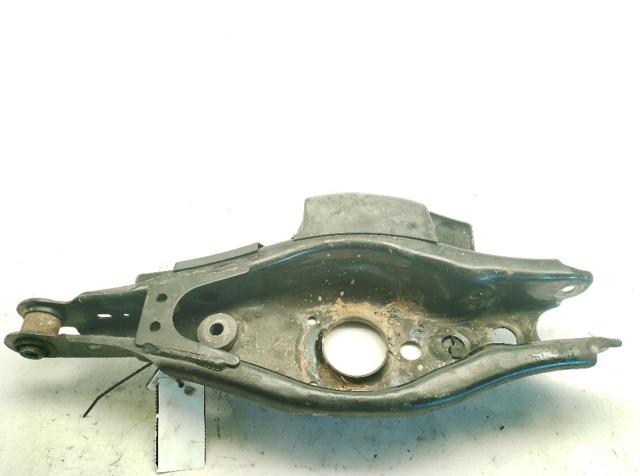 TOYOTA 4873005070 Brazo transversal derecho de suspensión trasera comprar Barcelona