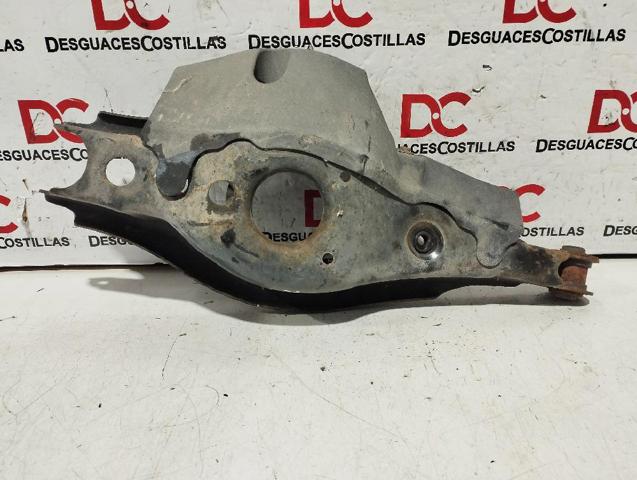4873005070 TOYOTA Brazo transversal derecho de suspensión trasera  en stock Huelva