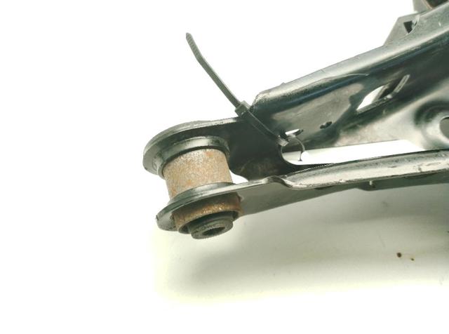 4873042040 Brazo inferior derecho de la suspensión trasera  comprar en Reus
