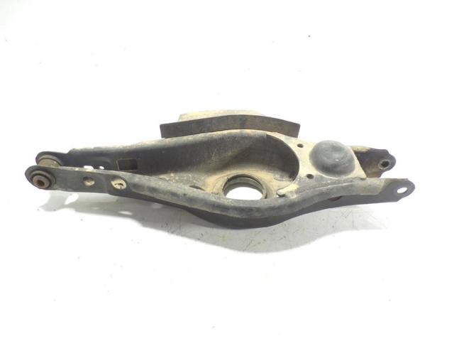 TOYOTA 4873042040 Brazo inferior derecho de la suspensión trasera  comprar en Ponferrada