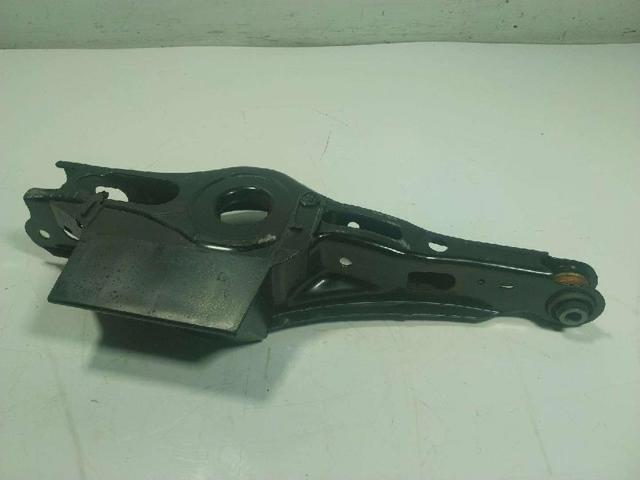 4873042060 TOYOTA Brazo inferior trasero izquierdo/derecho  en stock Gandía