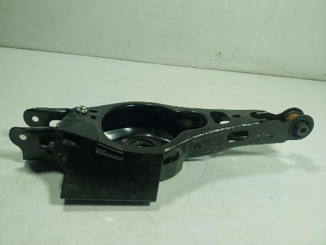 4873042060 TOYOTA Brazo inferior trasero izquierdo/derecho  disponible Ourense