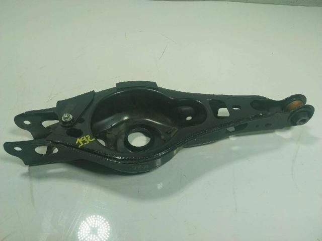 4873042060 TOYOTA Brazo inferior trasero izquierdo/derecho  comprar en Jaén