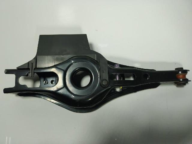 TOYOTA 4873042060 Brazo inferior trasero izquierdo/derecho  disponible España