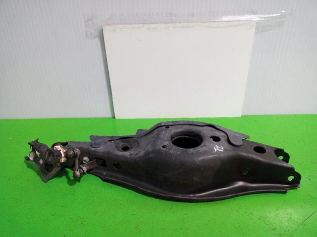 4874005060 TOYOTA Brazo transversal izquierdo de suspensión trasera  comprar en Lleida