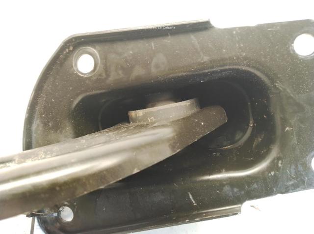 48760F4010 TOYOTA Brazo longitudinal inferior derecho de la suspensión trasera  disponible Alicante