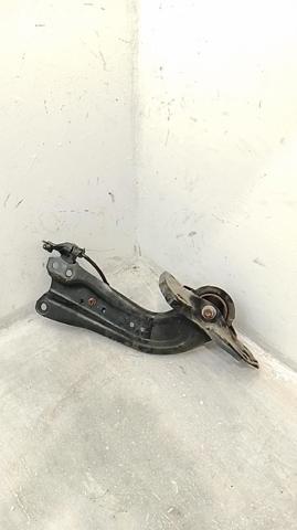 TOYOTA 48760F4010 Brazo longitudinal inferior derecho de la suspensión trasera  comprar en Ponferrada