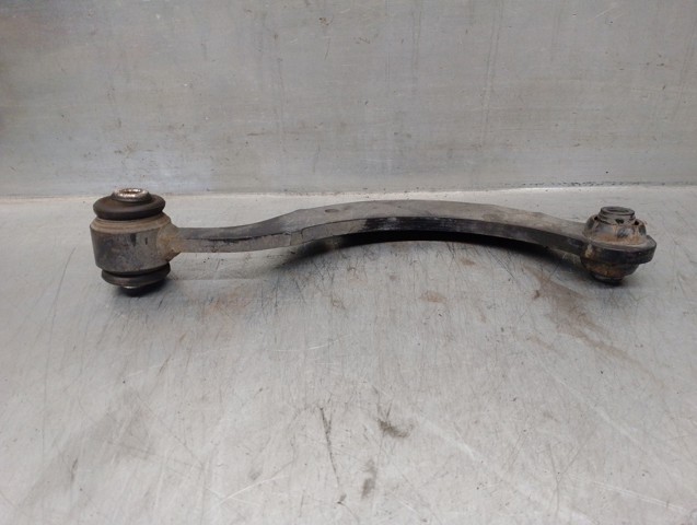 4877012010 TOYOTA Brazo superior de suspensión trasera izquierdo/derecho  disponible Vigo