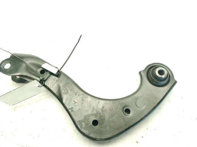 48770F4010 TOYOTA Brazo superior derecho de la suspensión trasera  comprar en Oviedo