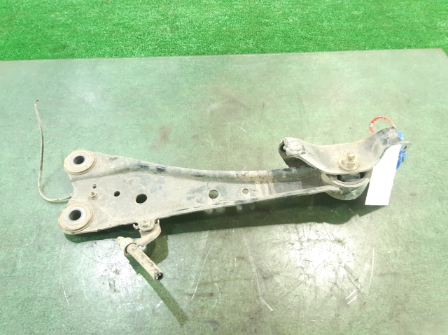 Mangueta trasera izquierda (suspension) 4878042010 Toyota