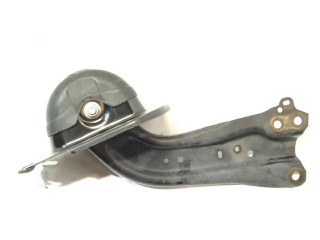 48780F4010 Brazo longitudinal inferior izquierdo de la suspensión trasera  disponible Utrera