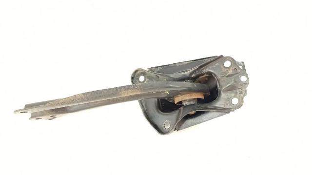 48780F4010 Brazo longitudinal inferior izquierdo de la suspensión trasera  comprar en Pontevedra