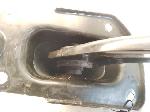 48780F4010 Barra oscilante, suspensión de ruedas, trasera izquierda comprar Sevilla