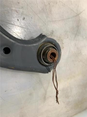 48790F4010 TOYOTA Brazo superior izquierdo de la suspensión trasera  comprar en Lleida