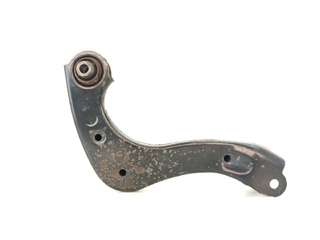 48790F4010 Brazo superior izquierdo de la suspensión trasera  disponible Utrera