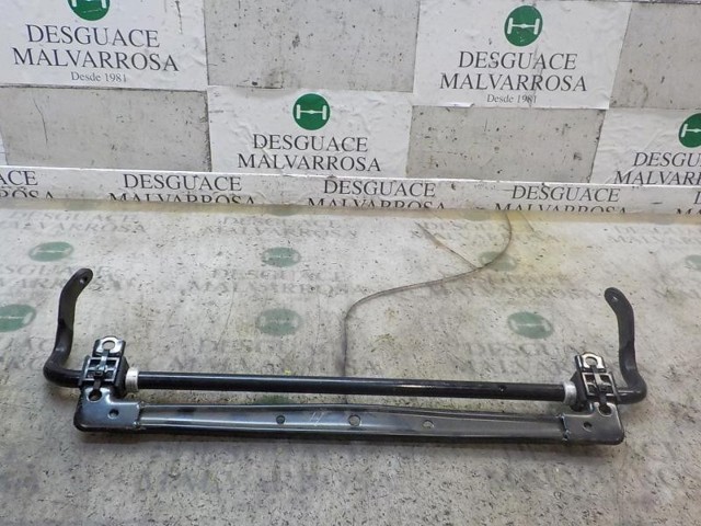 Estabilizador trasero Toyota Auris E15