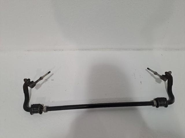 Estabilizador trasero Toyota Auris E15