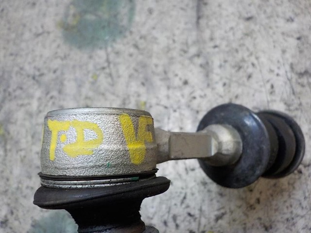 Soporte de barra estabilizadora trasera Toyota Auris E15