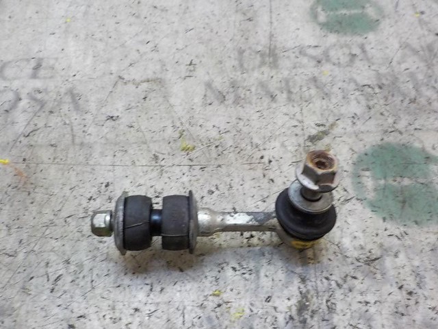 Soporte estabilizador 4883005030 TOYOTA