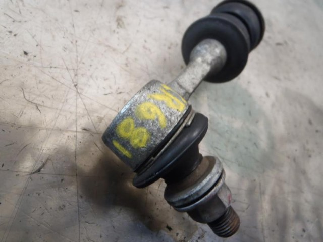 Soporte de barra estabilizadora trasera Toyota Auris E15