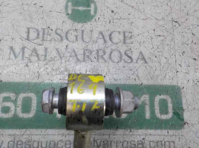 Soporte de barra estabilizadora trasera Toyota C-HR X10