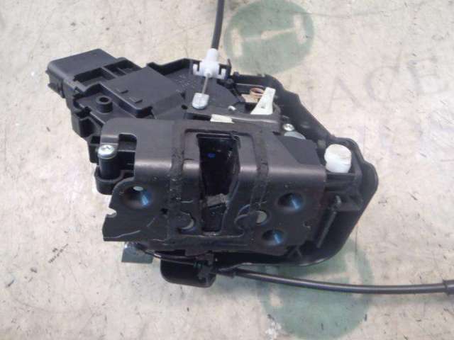 4892382 FORD Cerradura de la puerta trasera derecha  comprar en Oviedo