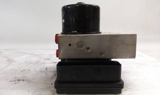4894008200 SSANG YONG  en stock Huelva