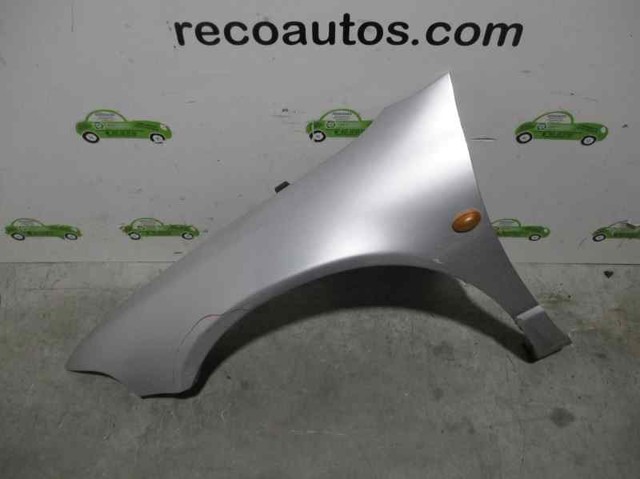 Guardabarros delantero izquierdo 4897085AA Chrysler